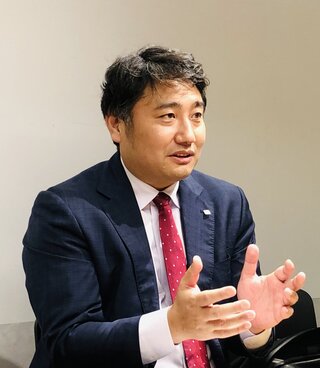 アミタHD代表・末次